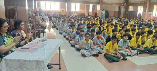 Hindi diwas celebration