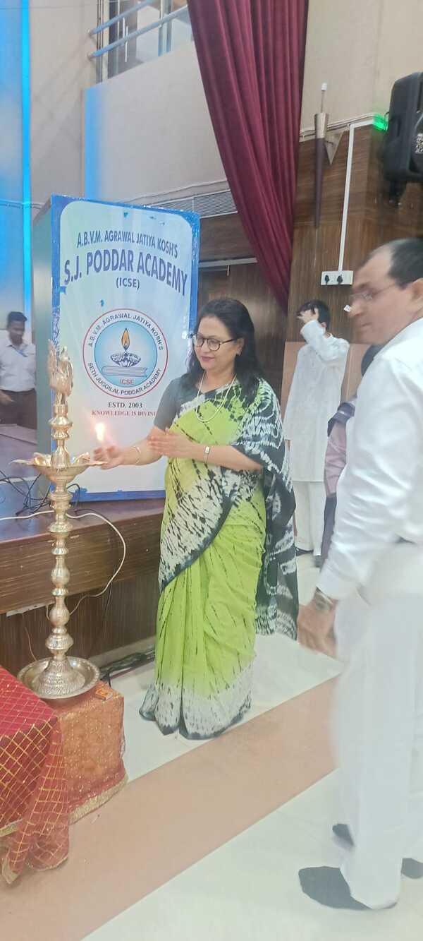 Hindi diwas celebration